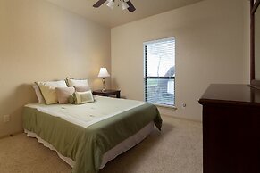 At Canyon Lake CL1233 3 Bedroom Villa by RedAwning