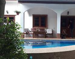 Huahin Cozy Villa