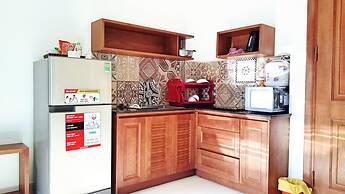 Aris Beach Apartment & Hotel