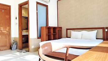 Aris Beach Apartment & Hotel