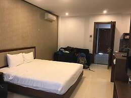 Aris Beach Apartment & Hotel