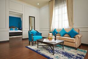 Manoir Des Arts Hotel