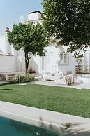 Dona Graca Lisbon Apartments