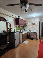 1 Bedroom Condo at One Oasis Condominuim