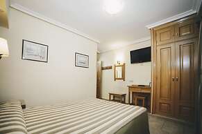 Hostal Los Gavilanes 2