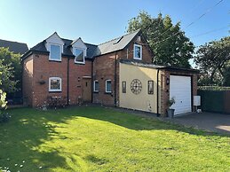 Beautiful Coach House