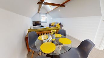 Beautiful Coach House