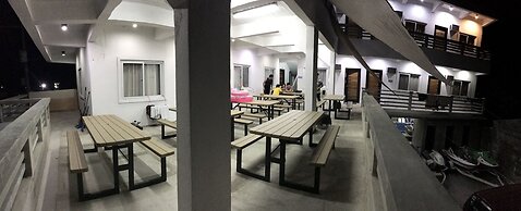 Seabreeze Beach Lodge