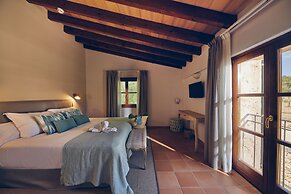 Hotel Rural Es Riquers