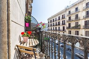 El Born Guest House by Casa Consell