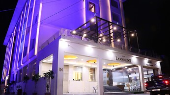 Hotel Lakhdatar