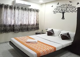 Hotel Royal Front Residency