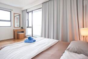 Bintang Fairlane Home