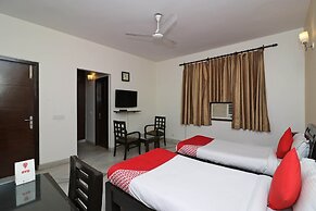 OYO 595 Hotel Aravali View