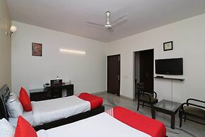 OYO 595 Hotel Aravali View