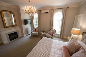 Serenity Inn Newport