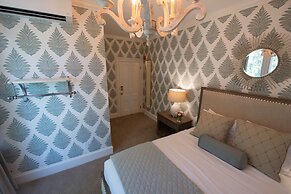 Serenity Inn Newport