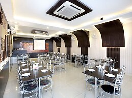 OYO 1355 Hotel Dream