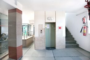 OYO 1496 Hotel Sky 5