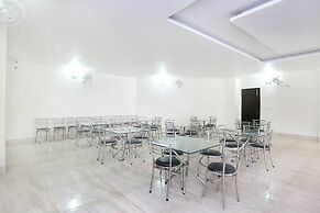 Capital O 9235 Hotel Nayyar