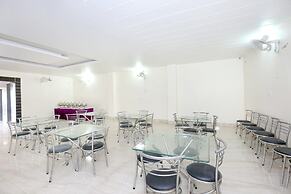 Capital O 9235 Hotel Nayyar