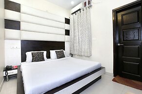 Capital O 9235 Hotel Nayyar