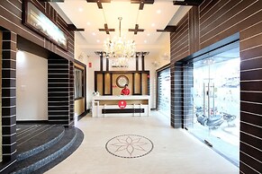 Capital O 9235 Hotel Nayyar