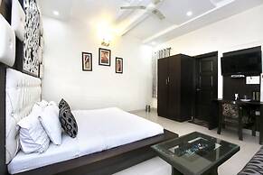 Capital O 9235 Hotel Nayyar