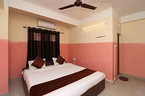 OYO 4979 Prabha Palace Lodge