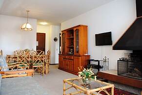 Apartamento Pedras Brancas 016