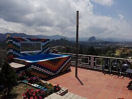 LookOut Lodge Mirador de Guatape