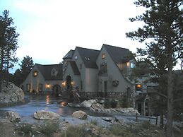 Arrowhead Manor Bed & Breakfast Inn & Event Center