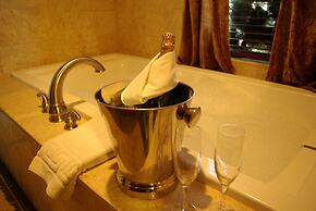 Arrowhead Manor Bed & Breakfast Inn & Event Center