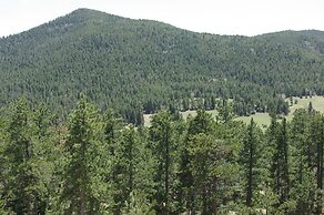 Arrowhead Manor Bed & Breakfast Inn & Event Center