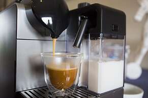 The Browns' Luxury Guest Suites