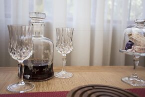 The Browns' Luxury Guest Suites