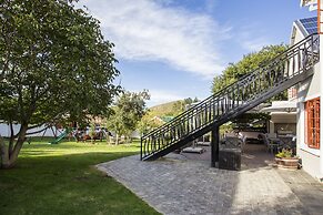 The Browns' Luxury Guest Suites