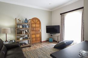 The Browns' Luxury Guest Suites