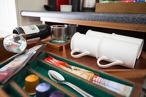 The Browns' Luxury Guest Suites