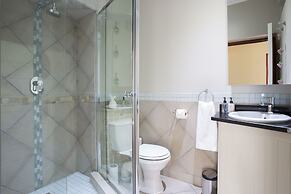 The Browns' Luxury Guest Suites