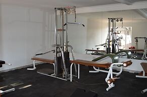 Airport Garden Boutique Hotel