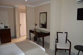 Airport Garden Boutique Hotel