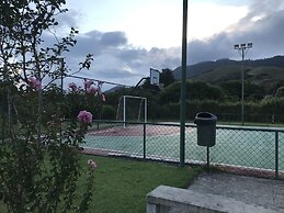 Reserva do Sahy, Condado