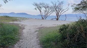 Reserva do Sahy, Condado