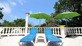 Hotel On Vacation Magic Hill