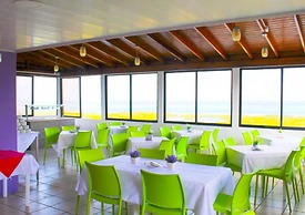 Hotel On Vacation Magic Hill