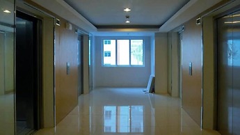 M Place at Abs by Noemi