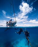 Coral Sea Dreaming Dive and Sail