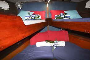 Coral Sea Dreaming Dive and Sail