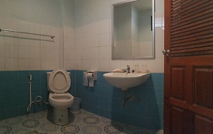 Aow Noi Sea View Resort